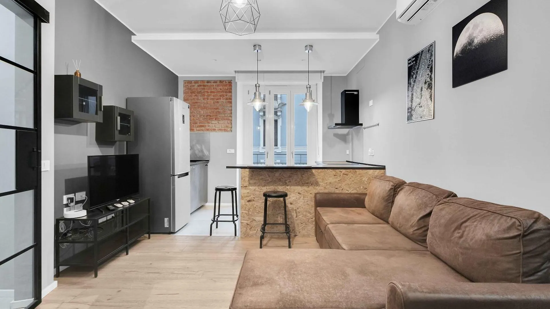 Via Rosmini House Apartamento Milão